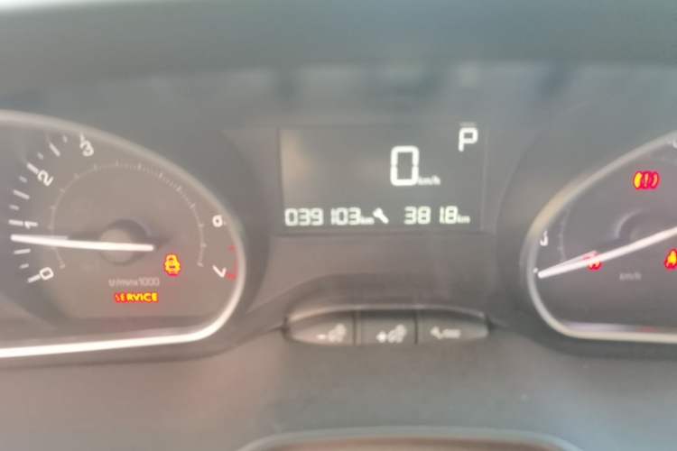 Used Peugeot 2008 2014 1.6L Automatic Fashion Edition Odometer Close Up