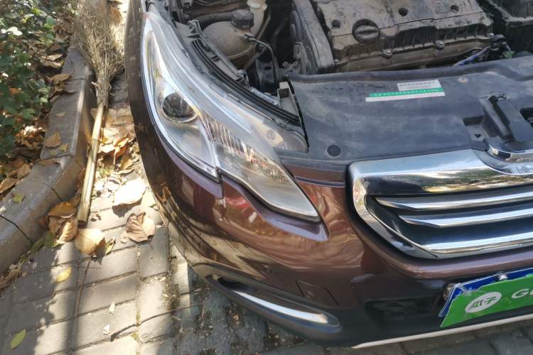 Used Peugeot 2008 2014 1.6L Automatic Fashion Edition Right Front Headlight