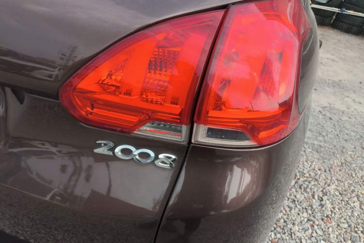 Used Peugeot 2008 2014 1.6L Automatic Fashion Edition Right Rear Taillight