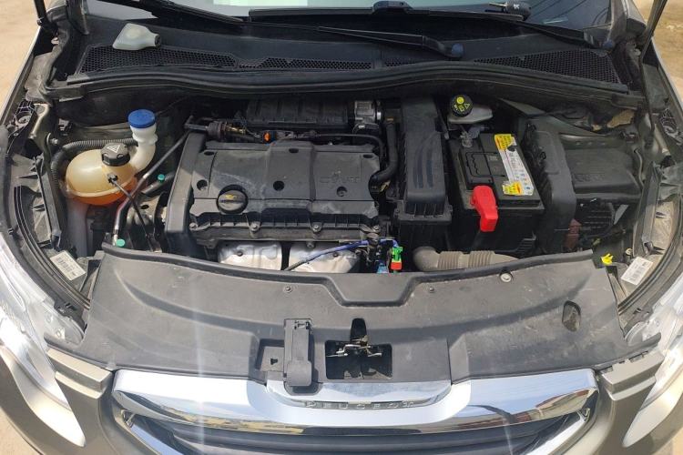 Used Peugeot 2008 2014 1.6L Automatic Trend Edition Engine Bay