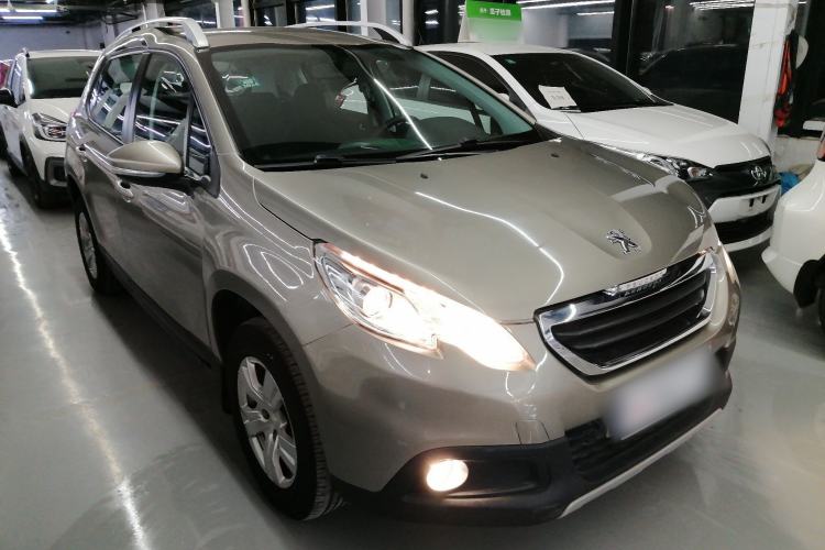 Used Peugeot 2008 2014 1.6L Automatic Trend Edition Front Right 45 Deg