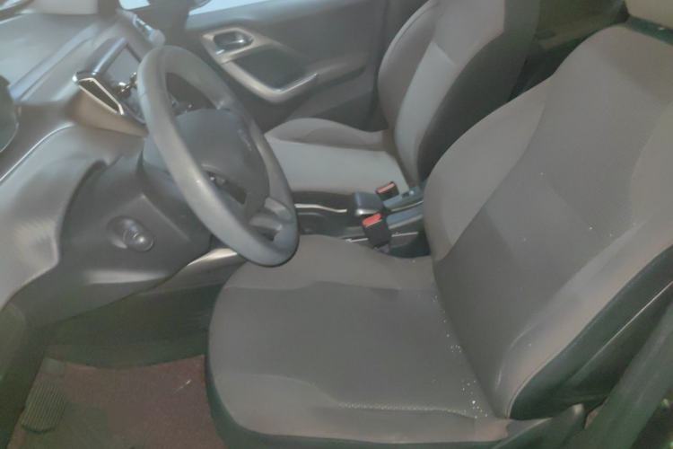 Used Peugeot 2008 2014 1.6L Automatic Fashion Edition Left Front Seat