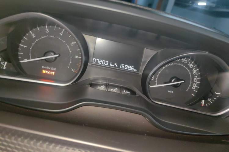 Used Peugeot 2008 2014 1.6L Automatic Fashion Edition Odometer Close Up