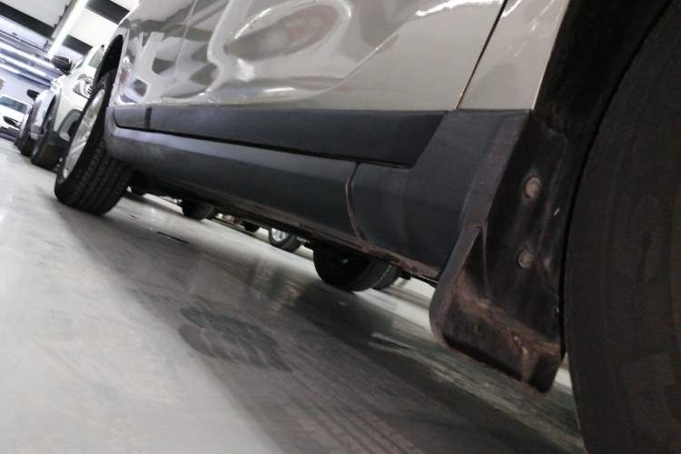 Used Peugeot 2008 2014 1.6L Automatic Trend Edition Right Side Sill