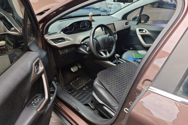 Used Peugeot 2008 2014 1.6L Automatic Navigation Edition Driver Seat