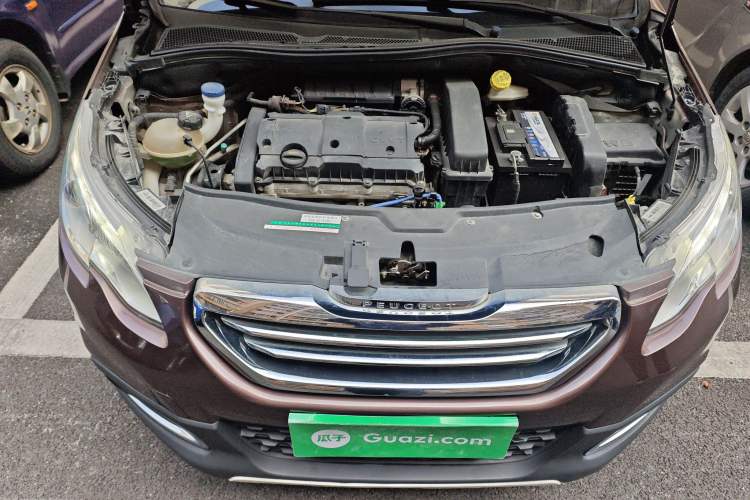 Used Peugeot 2008 2014 1.6L Automatic Navigation Edition Engine Bay