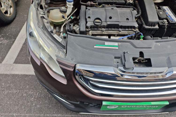 Used Peugeot 2008 2014 1.6L Automatic Navigation Edition Engine Bay Right
