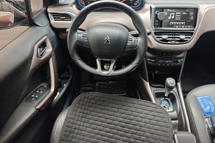 Used Peugeot 2008 2014 1.6L Automatic Navigation Edition Steering Wheel