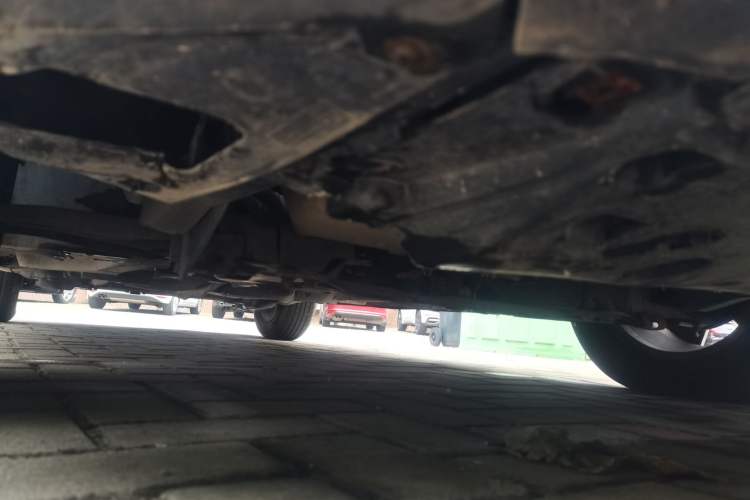 Used Peugeot 2008 2014 1.6L Automatic Trend Edition Chassis Front Right