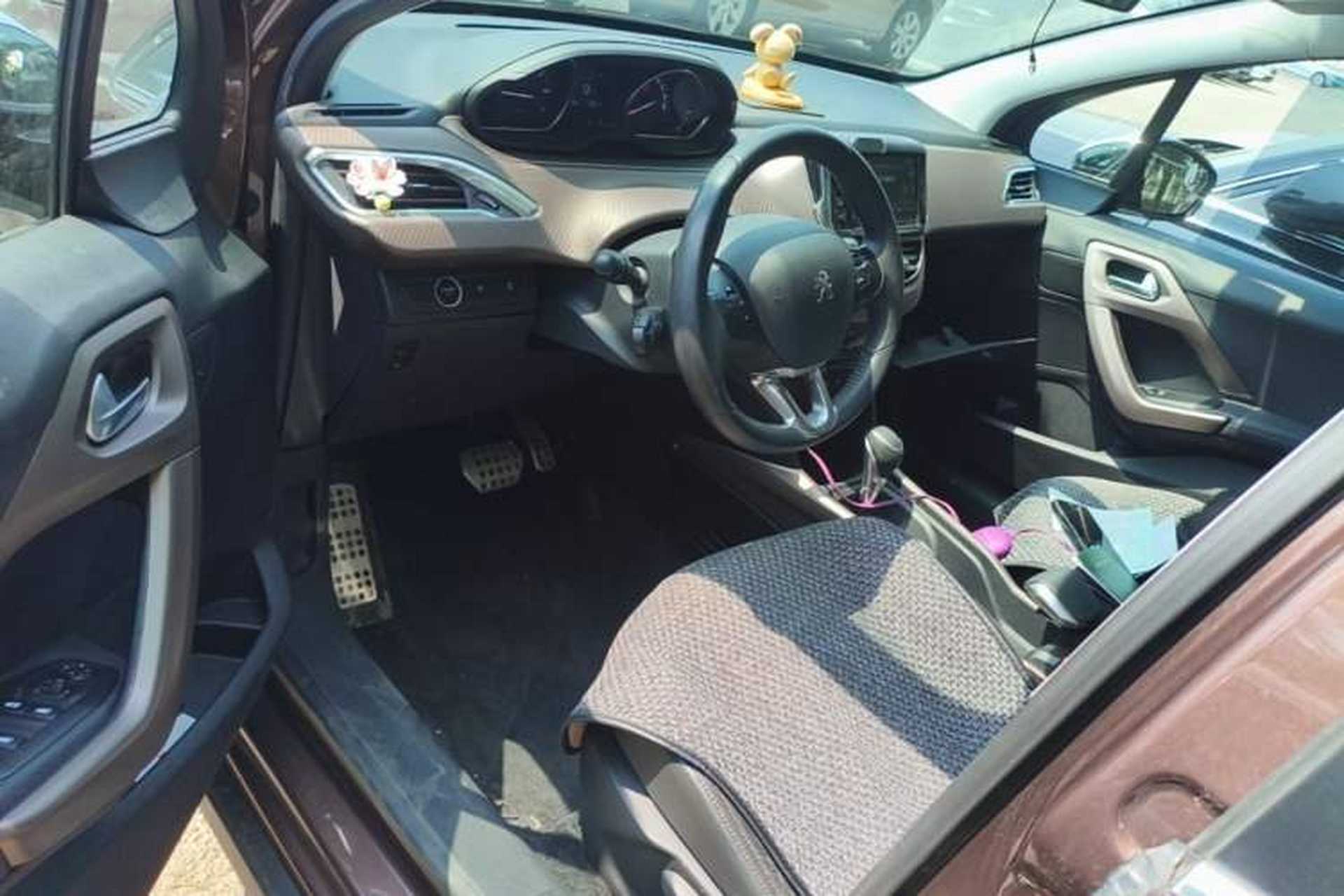 Used Peugeot 2008 2014 1.6L Automatic Fashion Edition Driver Seat