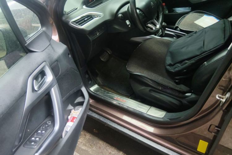Used Peugeot 2008 2014 1.6L Automatic Navigation Edition Driver Seat