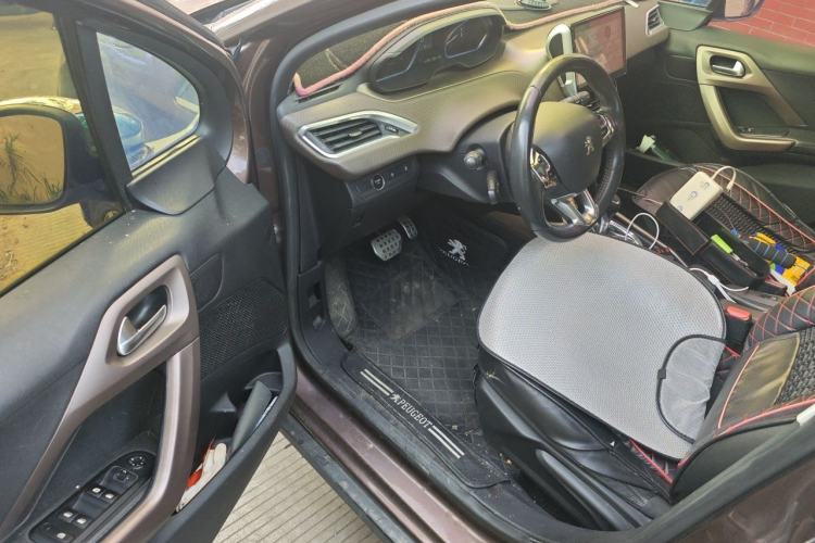 Used Peugeot 2008 2014 1.6L Automatic Navigation Edition Driver Seat