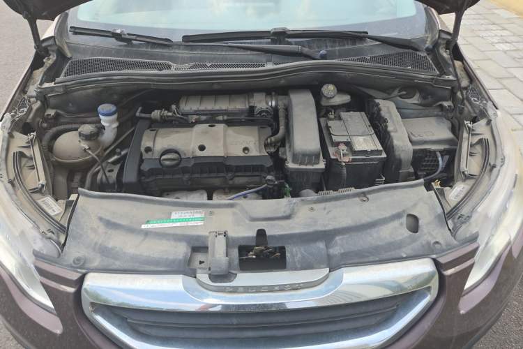 Used Peugeot 2008 2014 1.6L Automatic Trend Edition Engine Bay