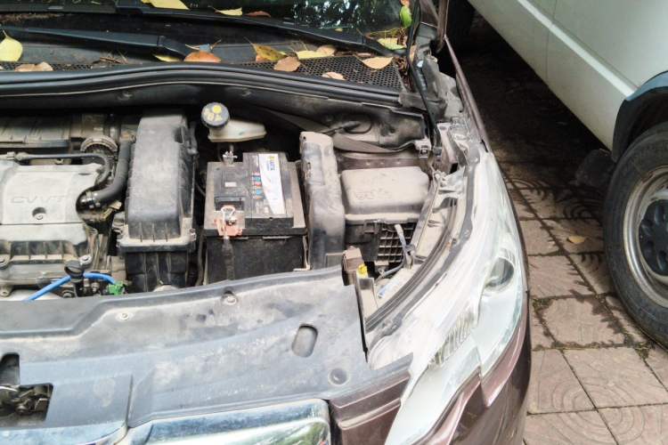 Used Peugeot 2008 2014 1.6L Automatic Fashion Edition Engine Bay Left