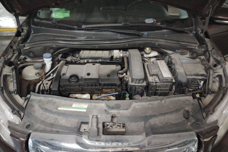Used Peugeot 2008 2014 1.6L Automatic Fashion Edition Engine Bay