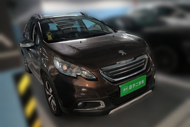 Used Peugeot 2008 2014 1.6L Automatic Navigation Edition Front Right 45 Deg