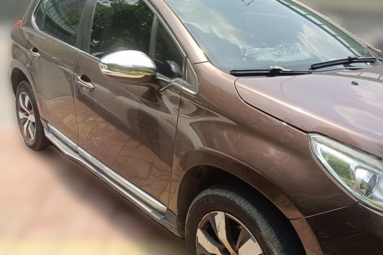 Used Peugeot 2008 2014 1.6L Automatic Navigation Edition Front Right 45 Deg