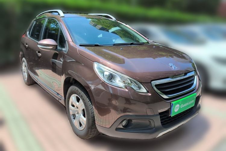 Used Peugeot 2008 2014 1.6L Automatic Trend Edition Front Right 45 Deg