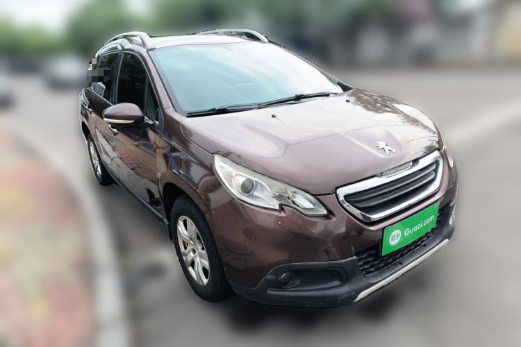 Used Peugeot 2008 2014 1.6L Automatic Trend Edition Front Right 45 Deg