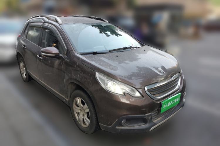 Used Peugeot 2008 2014 1.6L Manual Trend Edition Front Right 45 Deg