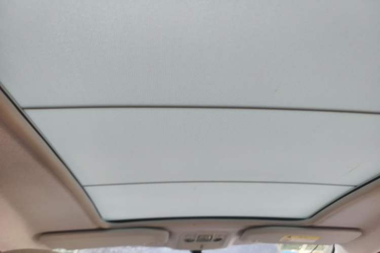 Used Peugeot 2008 2014 1.6L Manual Fashion Edition Headliner