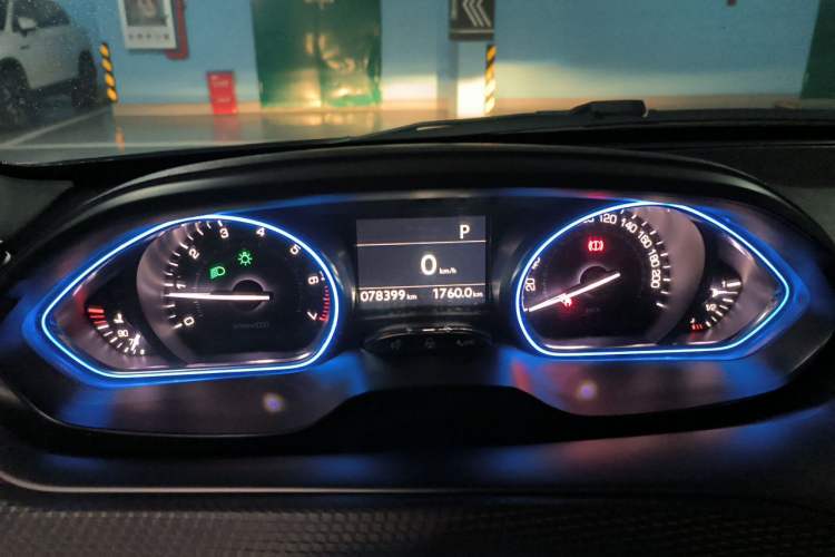 Used Peugeot 2008 2014 1.6L Automatic Navigation Edition Instrument Cluster