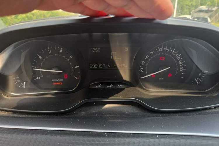 Used Peugeot 2008 2014 1.6L Automatic Trend Edition Instrument Cluster