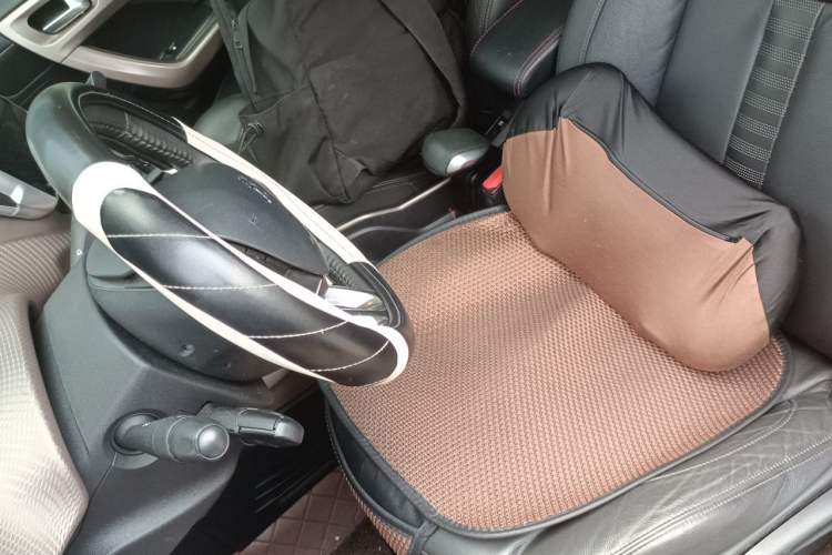 Used Peugeot 2008 2014 1.6L Automatic Navigation Edition Left Front Seat