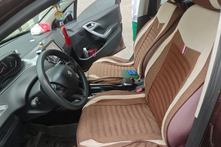Used Peugeot 2008 2014 1.6L Automatic Navigation Edition Left Front Seat