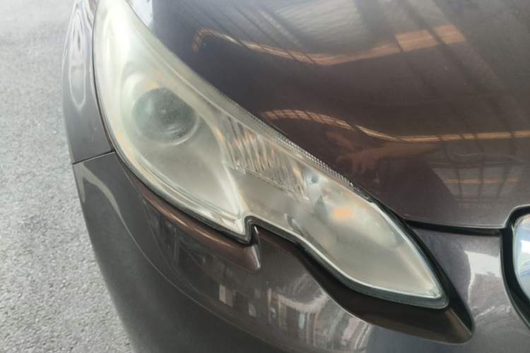 Used Peugeot 2008 2014 1.6L Automatic Trend Edition Right Front Headlight