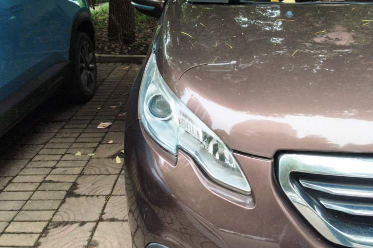 Used Peugeot 2008 2014 1.6L Automatic Fashion Edition Right Front Headlight