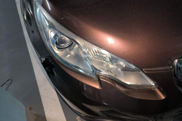 Used Peugeot 2008 2014 1.6L Automatic Navigation Edition Right Front Headlight