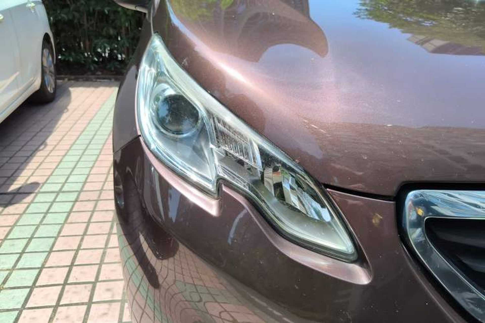 Used Peugeot 2008 2014 1.6L Automatic Trend Edition Right Front Headlight