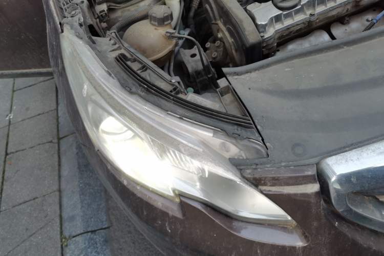 Used Peugeot 2008 2014 1.6L Manual Trend Edition Right Front Headlight