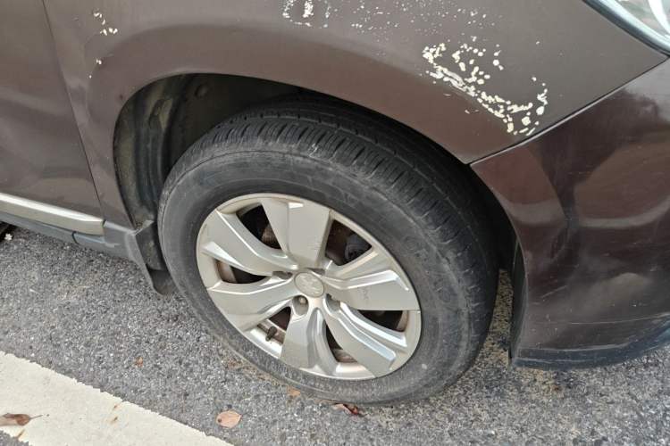 Used Peugeot 2008 2014 1.6L Manual Fashion Edition Right Front Wheel Hub