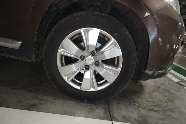 Used Peugeot 2008 2014 1.6L Automatic Fashion Edition Right Front Wheel Hub