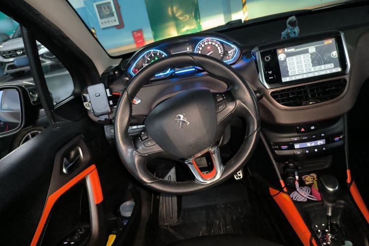 Used Peugeot 2008 2014 1.6L Automatic Navigation Edition Steering Wheel