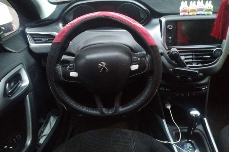 Used Peugeot 2008 2014 1.6L Automatic Trend Edition Steering Wheel