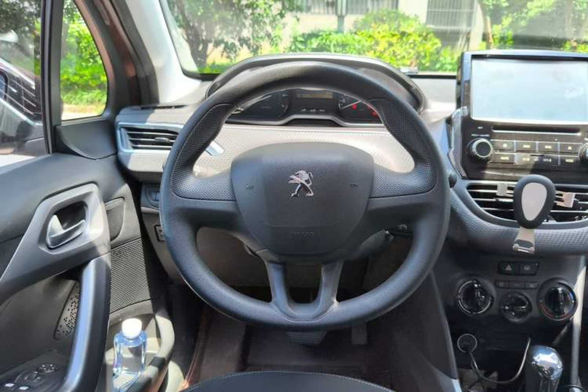 Used Peugeot 2008 2014 1.6L Automatic Trend Edition Steering Wheel