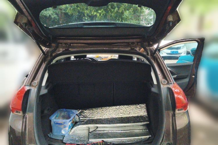 Used Peugeot 2008 2014 1.6L Automatic Fashion Edition Trunk