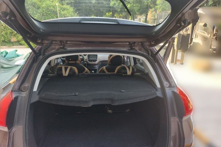 Used Peugeot 2008 2014 1.6L Manual Fashion Edition Trunk