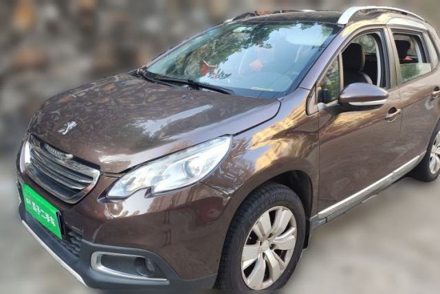 Ojetý Peugeot 2008 2014 1.6L Automatic Fashion Edition