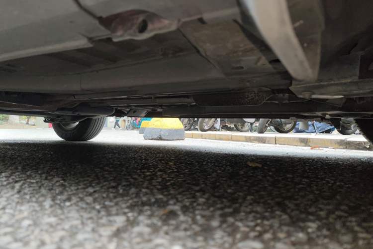 Used Peugeot 2008 2014 1.6L Manual Trend Edition Chassis Front Right