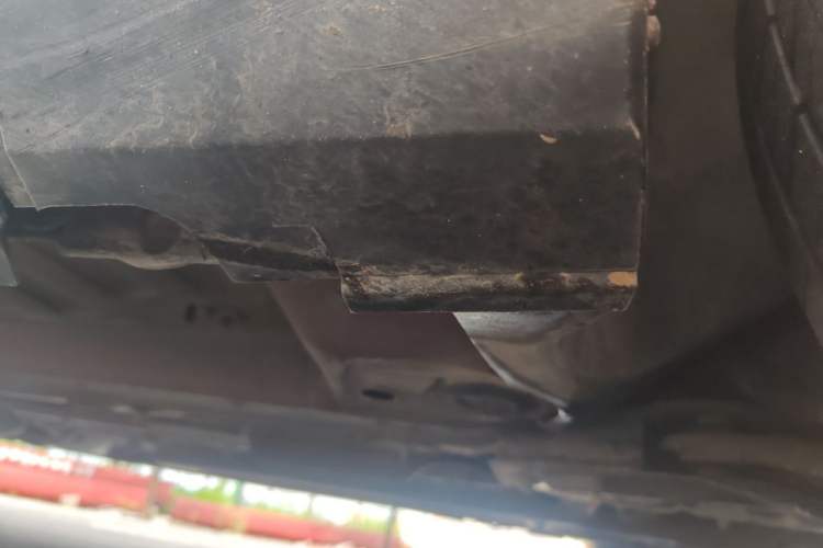 Used Peugeot 2008 2014 1.6L Manual Trend Edition Chassis Front Right