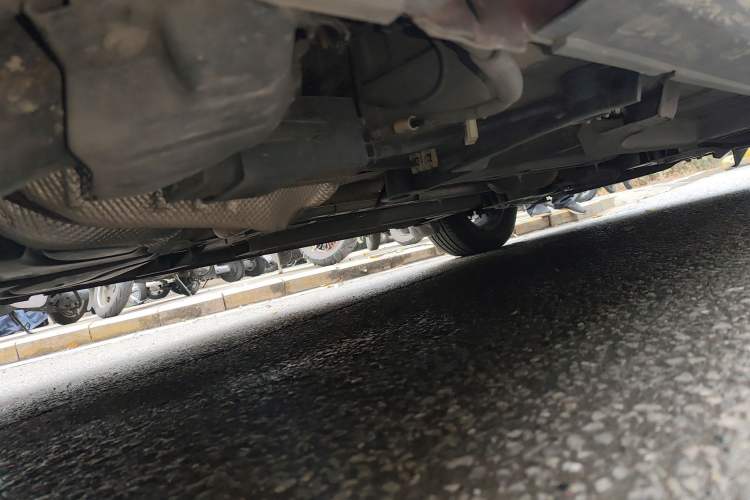 Used Peugeot 2008 2014 1.6L Manual Trend Edition Chassis Rear Right