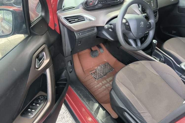 Used Peugeot 2008 2014 1.6L Automatic Fashion Edition Driver Seat