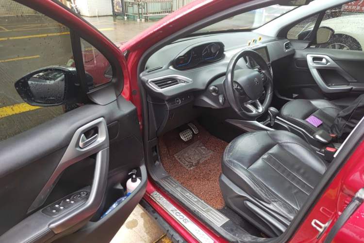 Used Peugeot 2008 2014 1.6L Automatic Navigation Edition Driver Seat