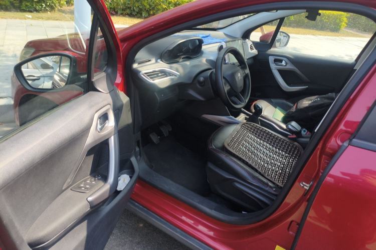 Used Peugeot 2008 2014 1.6L Manual Trend Edition Driver Seat