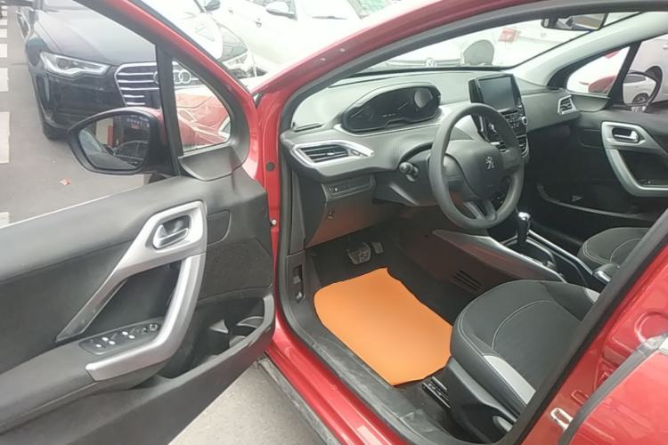 Used Peugeot 2008 2014 1.6L Automatic Trend Edition Driver Seat