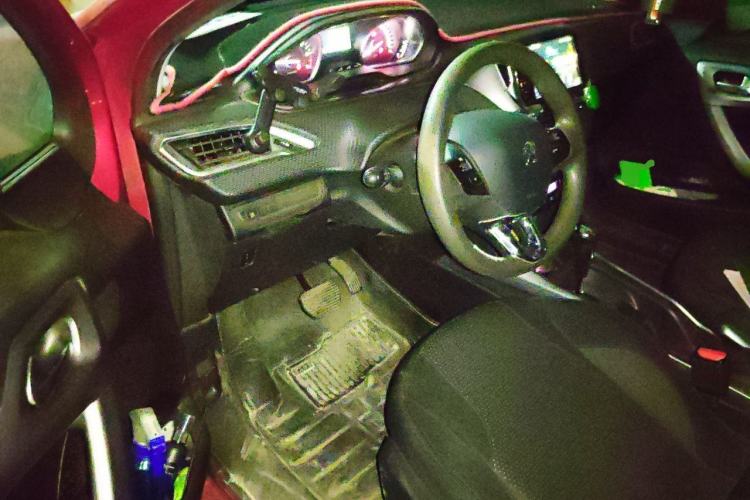 Used Peugeot 2008 2014 1.6L Automatic Fashion Edition Driver Seat